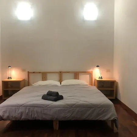 Romantica Darsena Apartment *